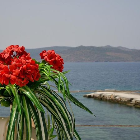 Villa Nefeli'S Sirma Klima Klima  Esterno foto